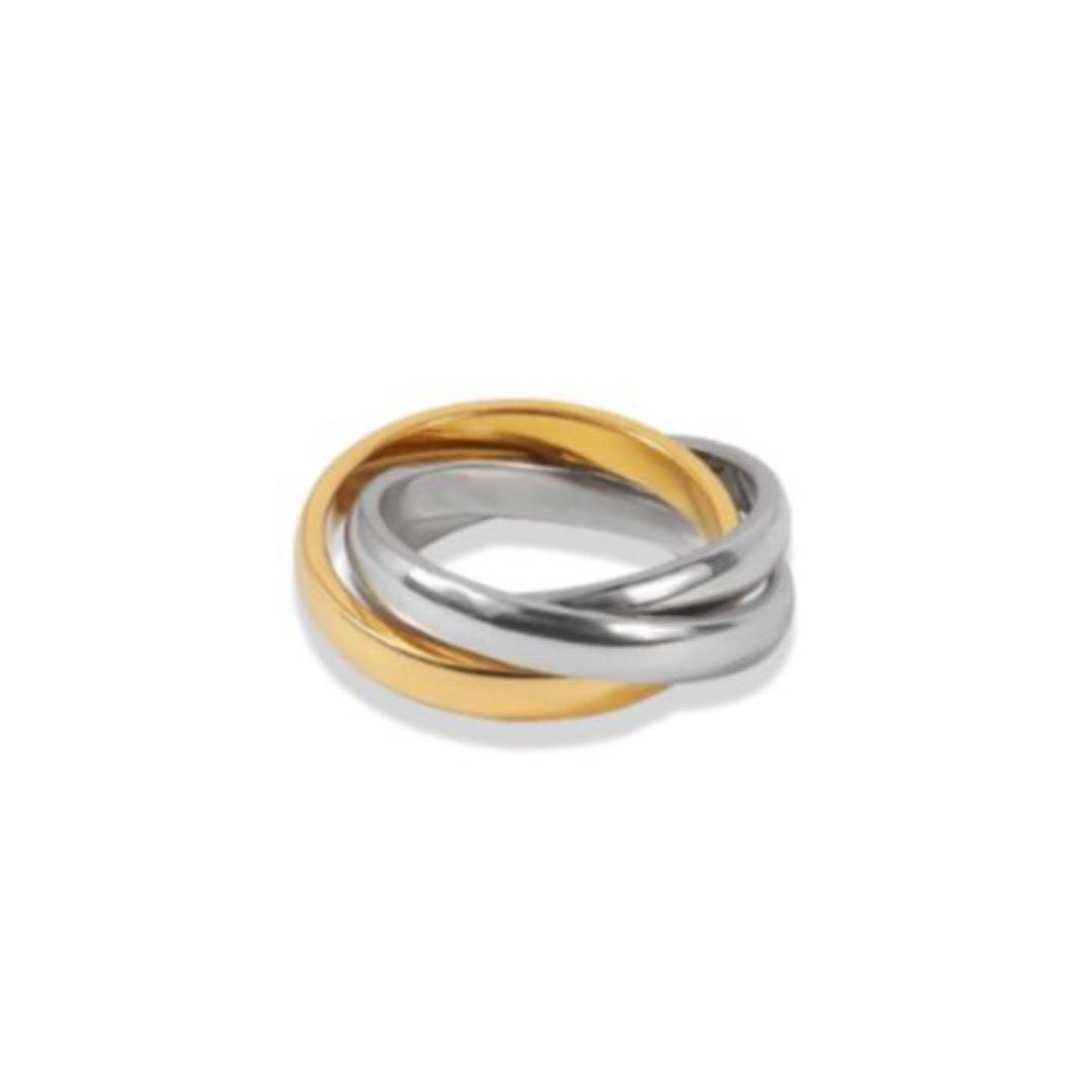 3 linked band ring, 2 silver rings 1 gold linked togther