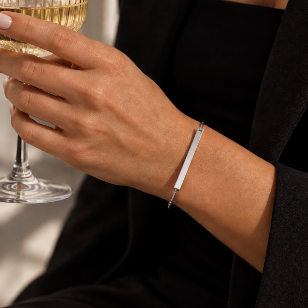 Thea Silver Bar Bangle