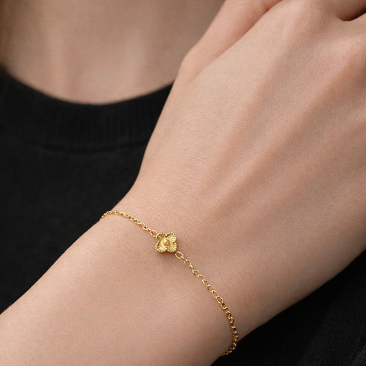 Mini Gold Clover Bracelet