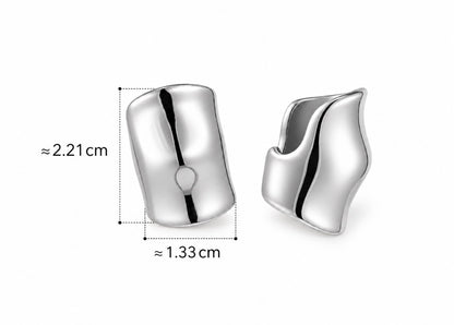 Dune Silver Ear Cuff