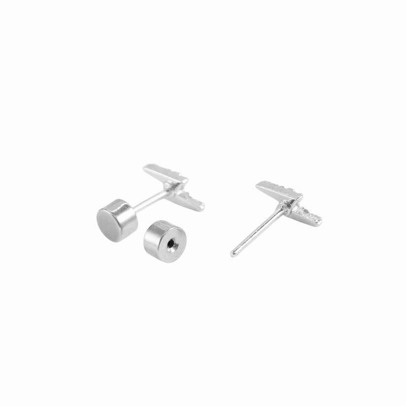 graphic showing flat back push back lightning bolt stud earrings 